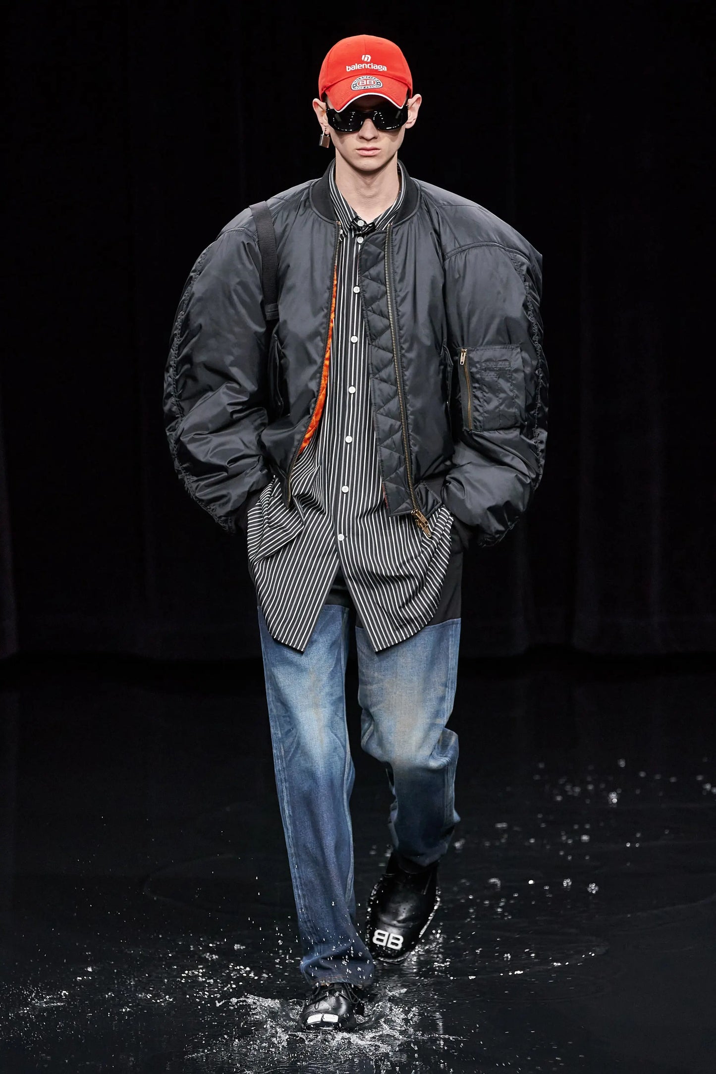 Balenciaga Steroid Bomber Jacket size SZ48 in black
