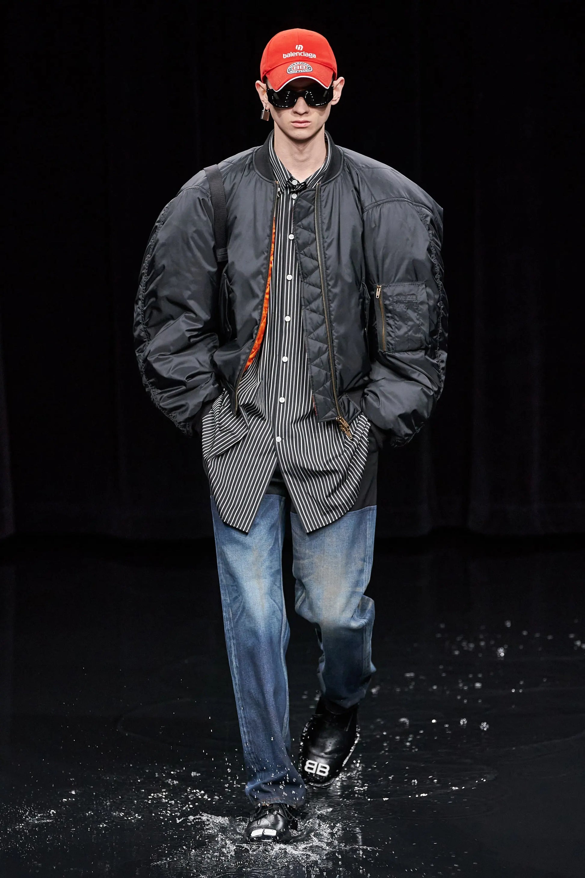 Balenciaga Steroid Bomber Jacket size SZ48 in black