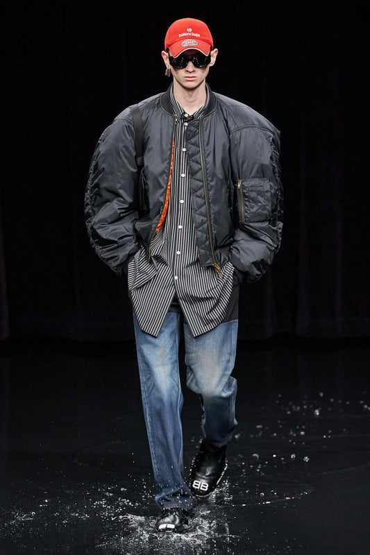 Balenciaga Steroid Bomber Jacket size SZ48 in black